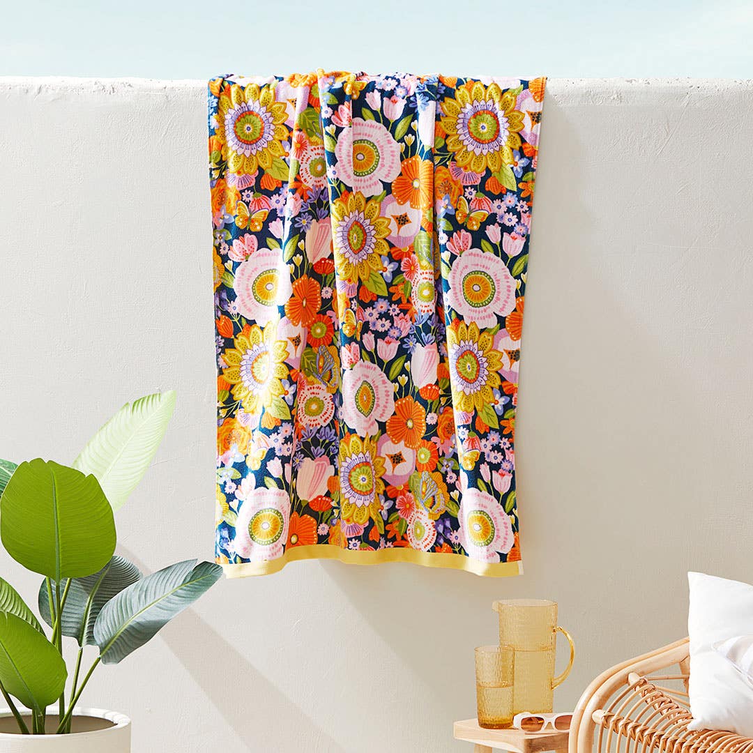 https://s3-ap-southeast-2.amazonaws.com/fusionfactory.commerceconnect.bbnt.production/pim_media/000/168/573/CH_S24-25_LS_Beach_Towels_Lottie_SI.jpg?1724815514