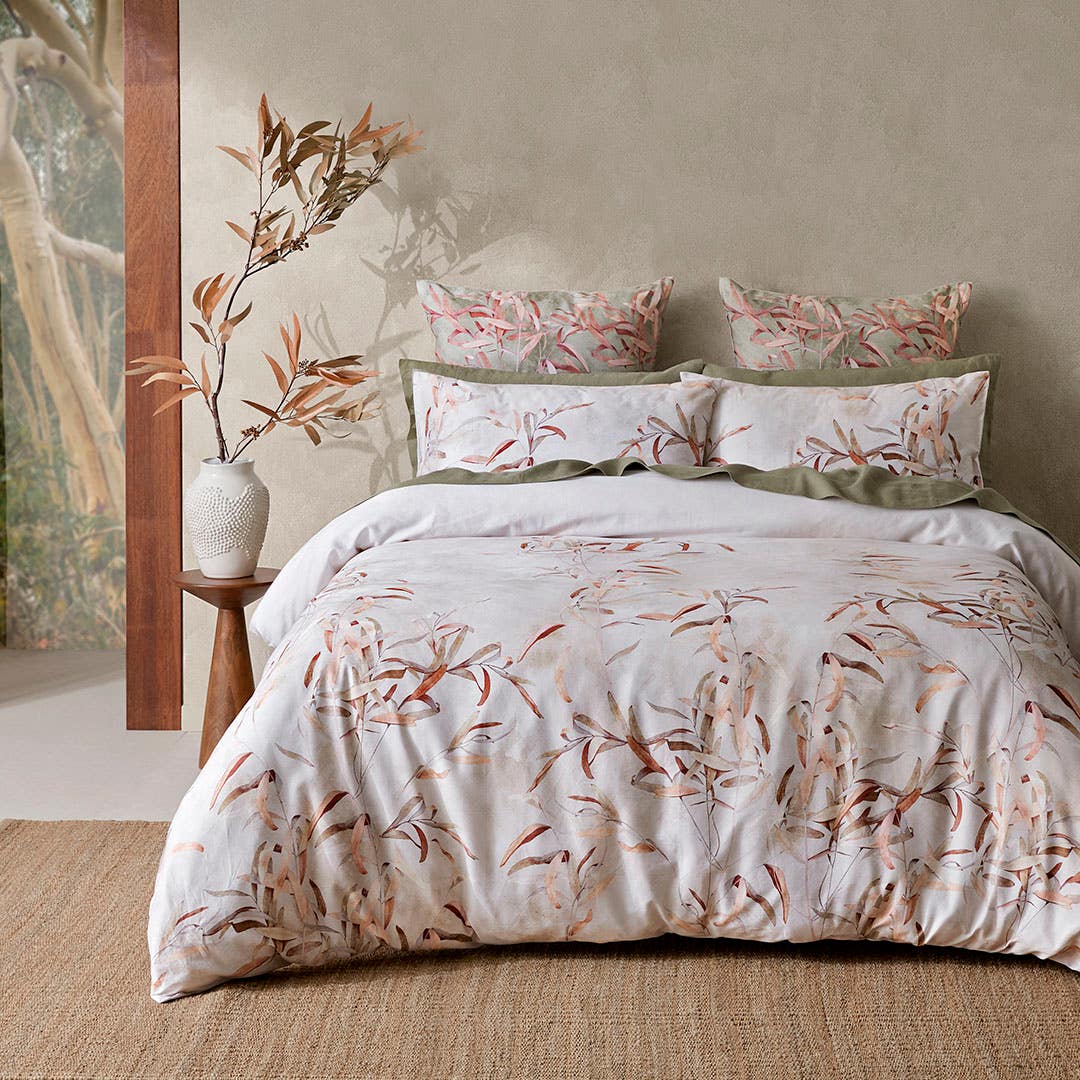 https://s3-ap-southeast-2.amazonaws.com/fusionfactory.commerceconnect.bbnt.production/pim_media/000/178/599/CH_W25_Bedlinen_BOP_Turpin_QQC_V2_SI.jpg?1732666627