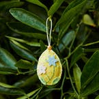 https://s3-ap-southeast-2.amazonaws.com/fusionfactory.commerceconnect.bbnt.production/pim_media/000/156/860/M_F_Easter-24_LS_Hanging-Dec_Handmade-Felt-Flower-Eggs-1_SI.jpg?1701912030