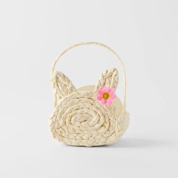 https://s3-ap-southeast-2.amazonaws.com/fusionfactory.commerceconnect.bbnt.production/pim_media/000/204/866/M_F_Easter26_T2-Bunny-Basket-w-Flower_Lemon_26626801_SI.jpg?1764126655