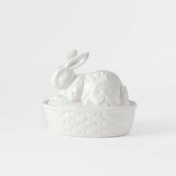 https://s3-ap-southeast-2.amazonaws.com/fusionfactory.commerceconnect.bbnt.production/pim_media/000/204/879/M_F_Easter26_T2-Ceramic-Bunny-Basket-Canister_26611401_SI.jpg?1764127563