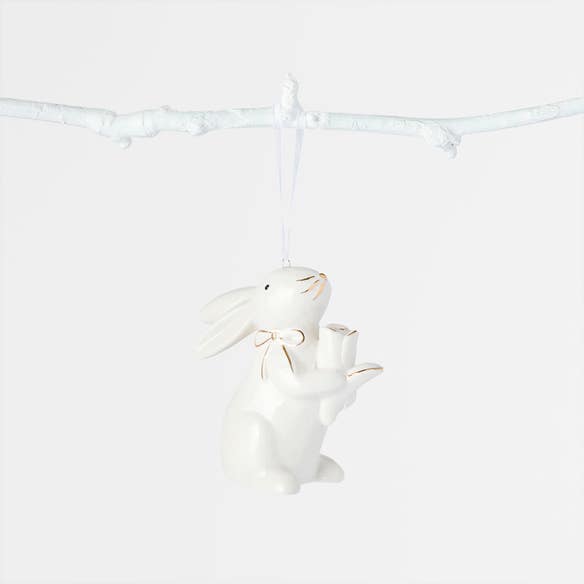 https://s3-ap-southeast-2.amazonaws.com/fusionfactory.commerceconnect.bbnt.production/pim_media/000/204/885/M_F_Easter26_T2-Ceramic-Rabbit-w-Rose-Dec_Ivory_26606701_SI.jpg?1764128722