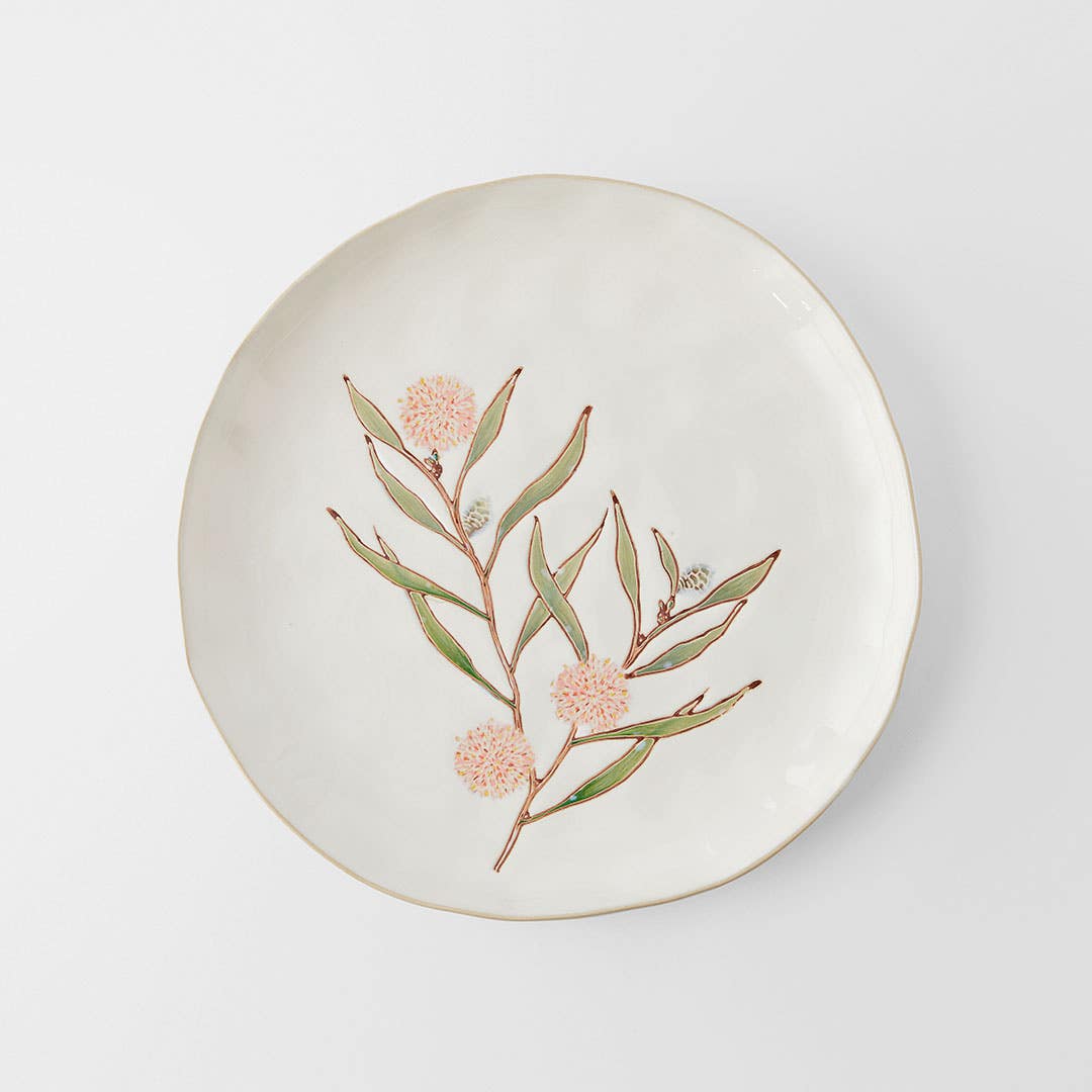 https://s3-ap-southeast-2.amazonaws.com/fusionfactory.commerceconnect.bbnt.production/pim_media/000/168/153/M_F_Kimberley-Round-Serving-Plate_Light-Pink_25892701_SI.jpg?1724385850