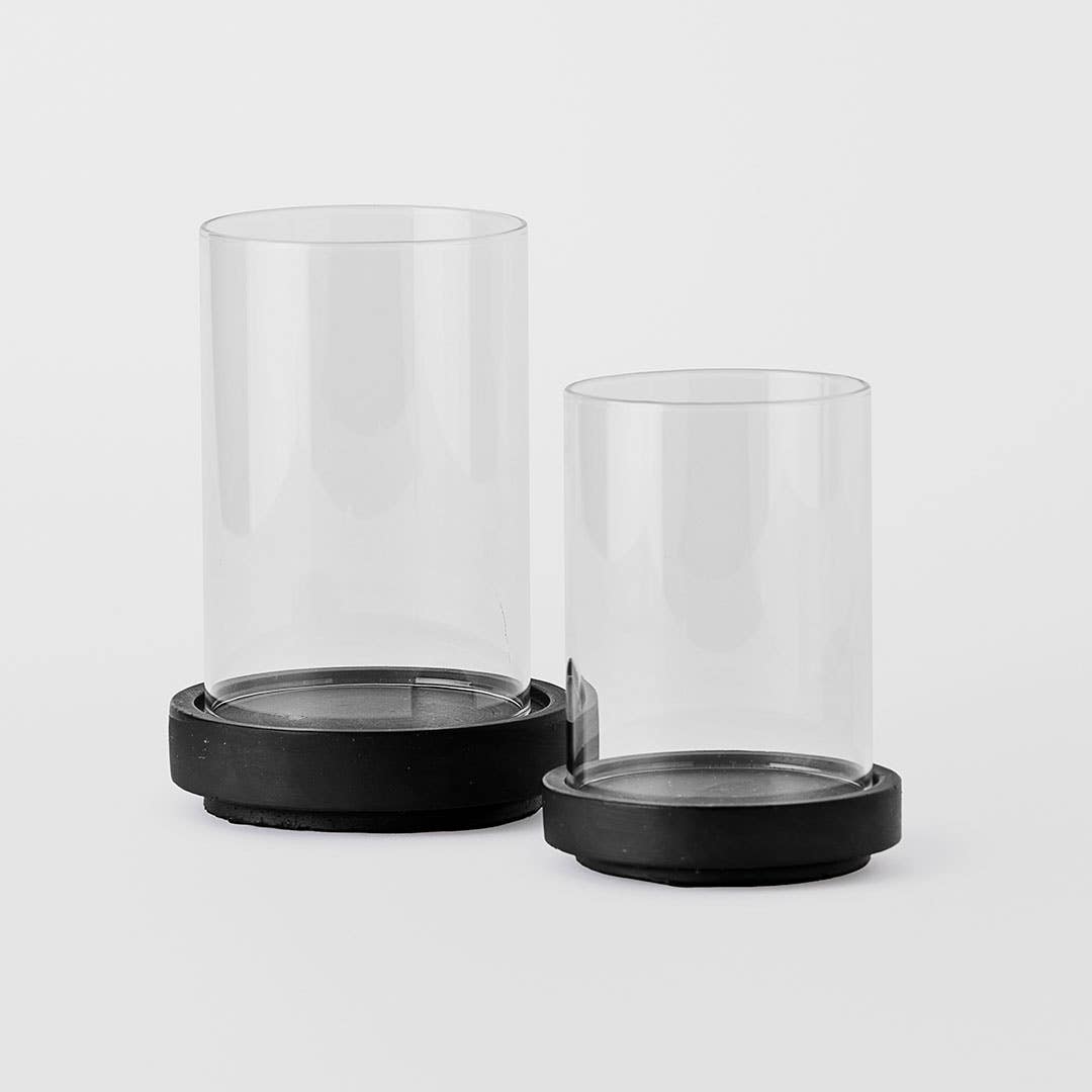 https://s3-ap-southeast-2.amazonaws.com/fusionfactory.commerceconnect.bbnt.production/pim_media/000/169/988/M_F_Lyla-Candle-Holder-with-Glass_Black_25870_R_SI.jpg?1726529164