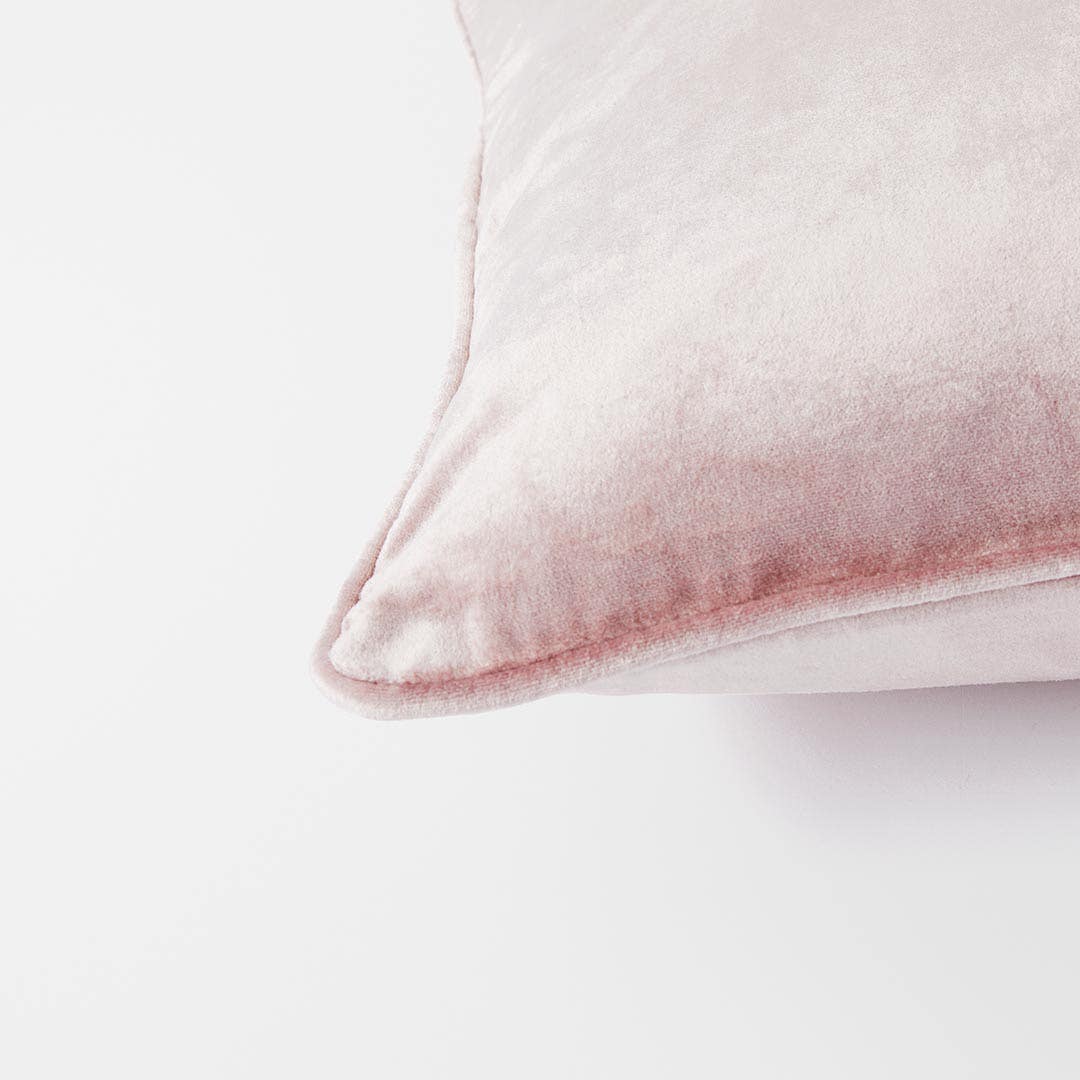 https://s3-ap-southeast-2.amazonaws.com/fusionfactory.commerceconnect.bbnt.production/pim_media/000/149/457/M_F_Margot_Velvet_Cushion_Dusty_Rose_18901720_Detail_SI.jpg?1685337624