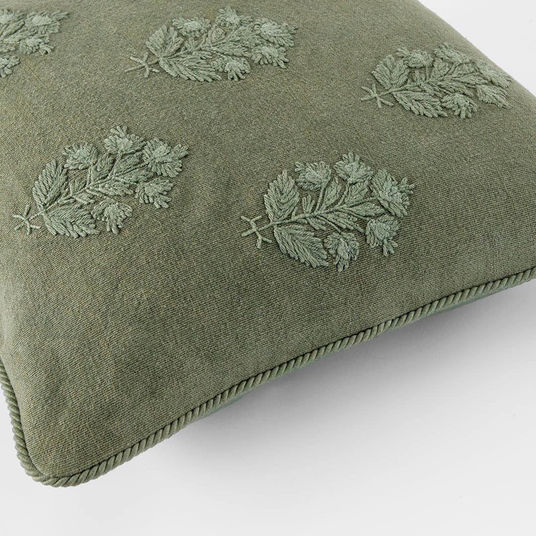 https://s3-ap-southeast-2.amazonaws.com/fusionfactory.commerceconnect.bbnt.production/pim_media/000/192/123/M_F_Reeva-Cushion_Olive_26146804_Detail-01_SI.jpg?1743134554