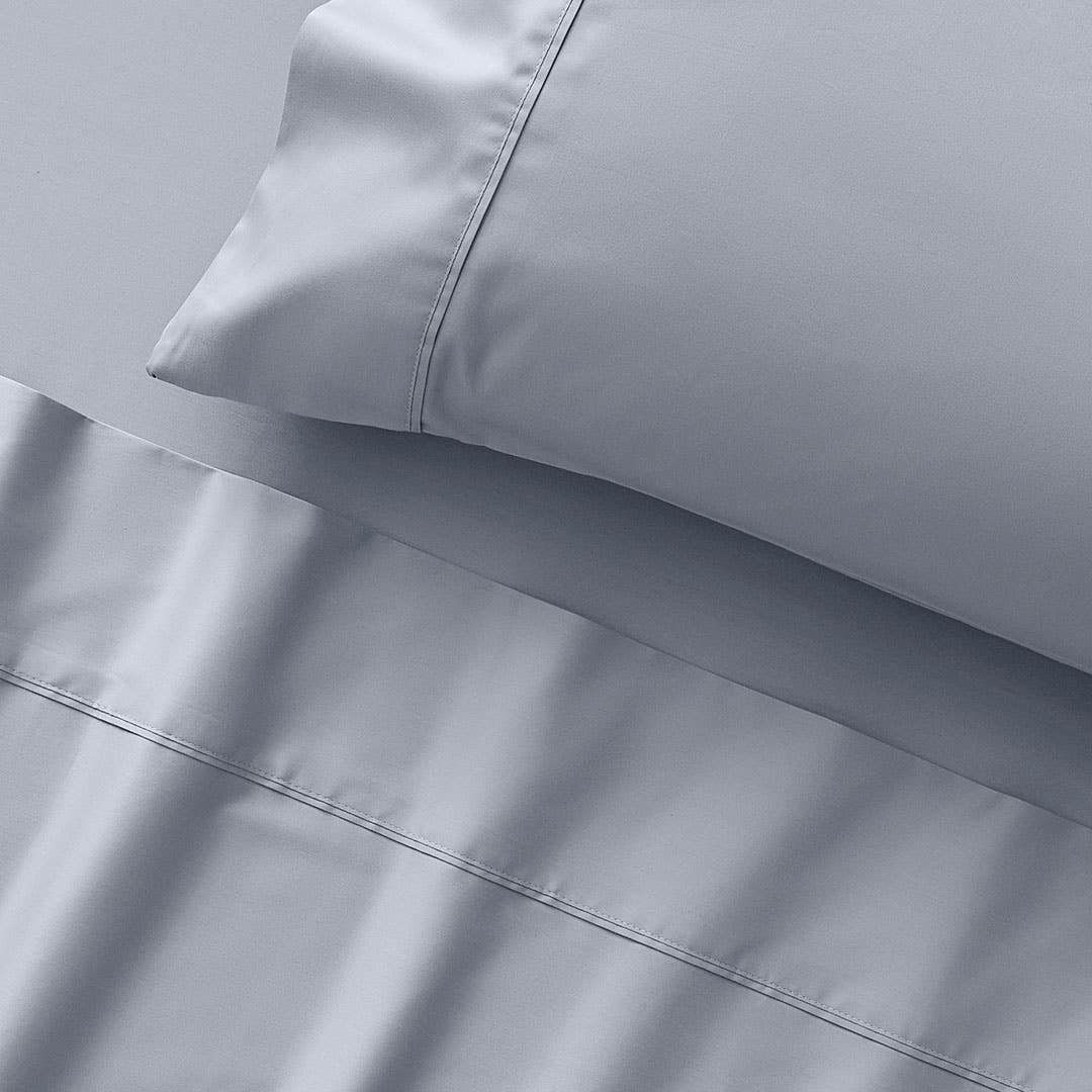 https://s3-ap-southeast-2.amazonaws.com/fusionfactory.commerceconnect.bbnt.production/pim_media/000/149/745/M_F_S23_Sleeping-Beauty_Silver-Grey_SS_Detail_SI.jpg?1685424632