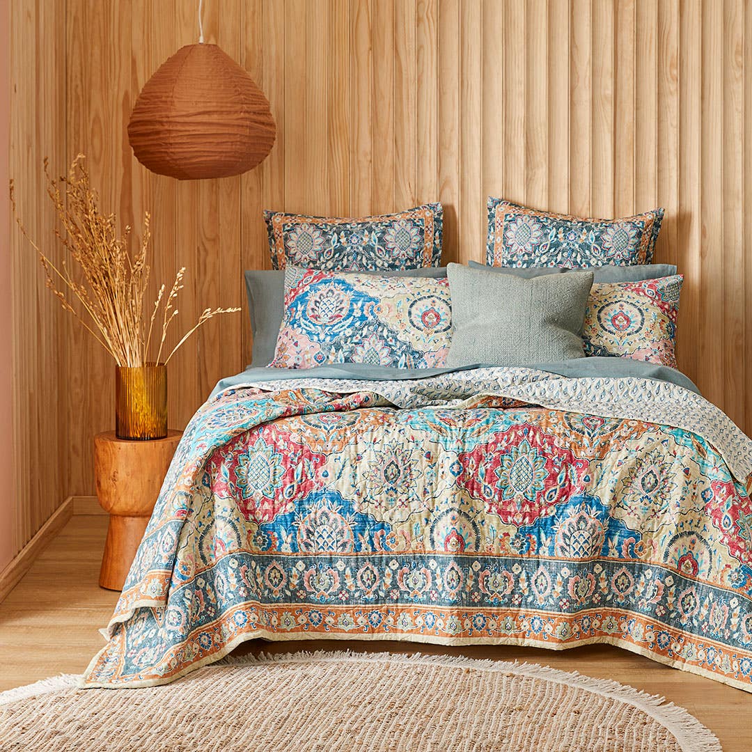 Bedding quilts on sale and coverlets