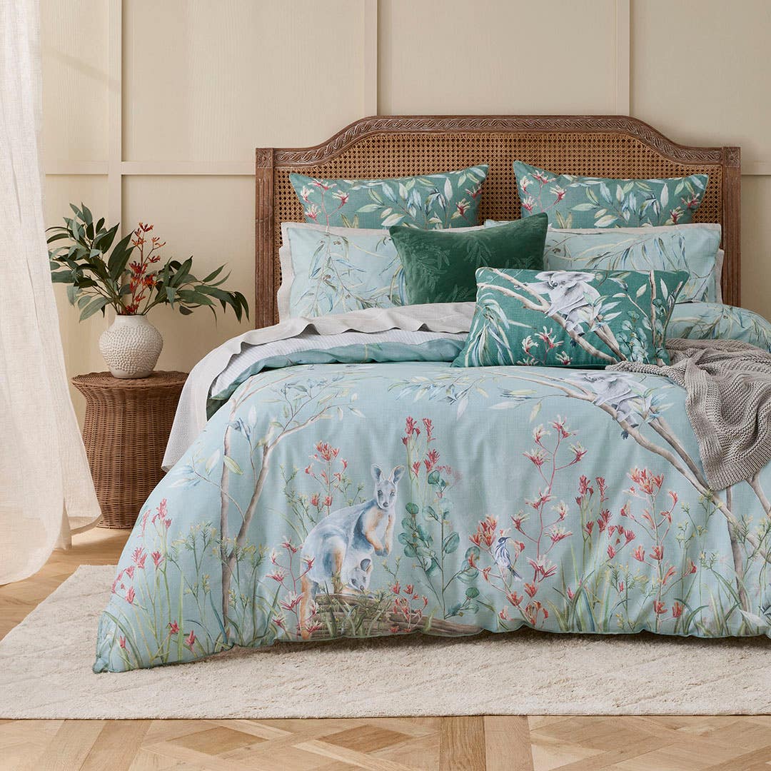 https://s3-ap-southeast-2.amazonaws.com/fusionfactory.commerceconnect.bbnt.production/pim_media/000/213/988/M_F_S26-27_Bedlinen_BOP_Forest_Grove_QCS_SI.jpg?1779432115