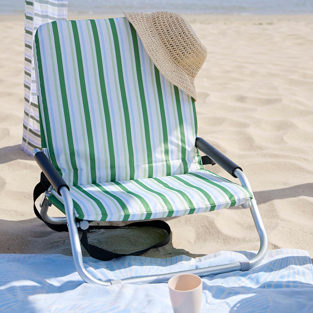 https://s3-ap-southeast-2.amazonaws.com/fusionfactory.commerceconnect.bbnt.production/pim_media/000/221/993/M_F_Summer-26_27_LS_Beach-Connie_Beach_Padded_Chair_SI.jpg?1788912494