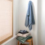 https://s3-ap-southeast-2.amazonaws.com/fusionfactory.commerceconnect.bbnt.production/pim_media/000/175/036/M_F_Summer_S24-25_LS_Bathroom_Egyptian_Retreat_1.jpg?1730329195