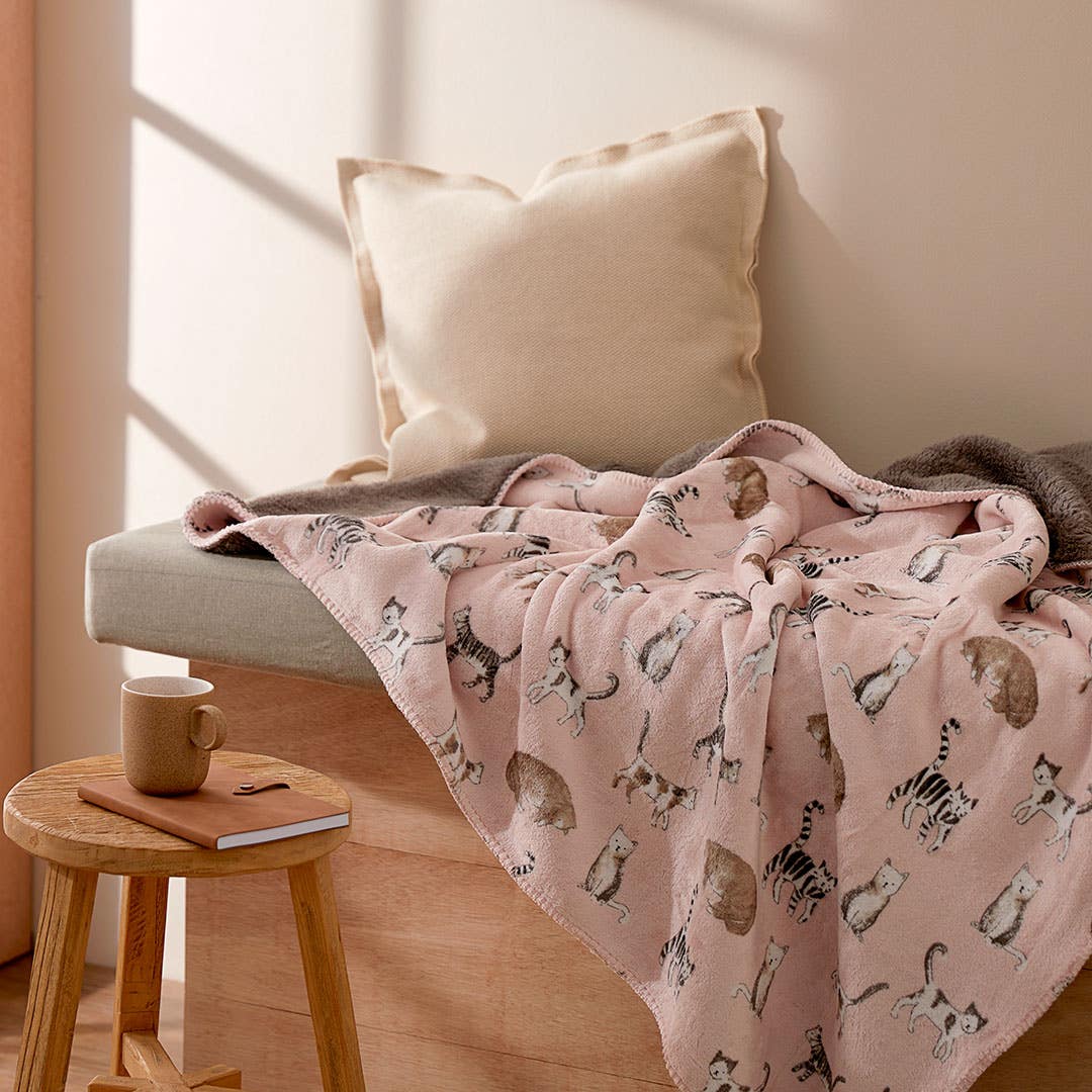 Sherpa Misty Cats Throw