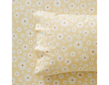 https://s3-ap-southeast-2.amazonaws.com/fusionfactory.commerceconnect.bbnt.production/pim_media/000/156/587/M_F_W24_Sheet-Sets_Flannelette_Maeva-Yellow_SS_Detail_SI.jpg?1700776389