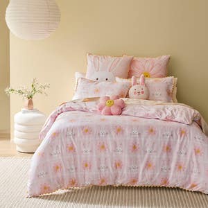 https://s3-ap-southeast-2.amazonaws.com/fusionfactory.commerceconnect.bbnt.production/pim_media/000/175/969/M_F_W25_Bedlinen_BOP_Cottontail_QQC_SI.jpg?1731640805