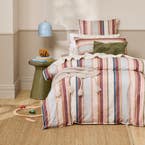 https://s3-ap-southeast-2.amazonaws.com/fusionfactory.commerceconnect.bbnt.production/pim_media/000/209/969/M_F_W26_Bedlinen_BOP_Fia_SQC_SI.jpg?1770958172