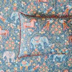 https://s3-ap-southeast-2.amazonaws.com/fusionfactory.commerceconnect.bbnt.production/pim_media/000/206/211/M_F_W26_Bedlinen_BOP_Ishara_QQC_Detail_2_SI.jpg?1767142327