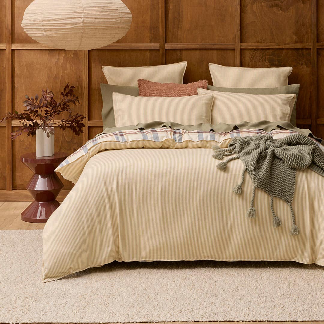 https://s3-ap-southeast-2.amazonaws.com/fusionfactory.commerceconnect.bbnt.production/pim_media/000/208/682/M_F_W26_Bedlinen_BOP_Jensen_QQC_V2_Hero_SI.jpg?1770695094