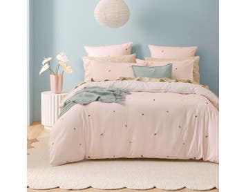 https://s3-ap-southeast-2.amazonaws.com/fusionfactory.commerceconnect.bbnt.production/pim_media/000/209/012/M_F_W26_Bedlinen_BOP_Maddie_Embroidery_QQC_SI.jpg?1770766619