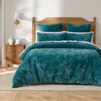 https://s3-ap-southeast-2.amazonaws.com/fusionfactory.commerceconnect.bbnt.production/pim_media/000/209/063/M_F_W26_Bedlinen_BOP_Serena_QQC_V2_SI.jpg?1770767513