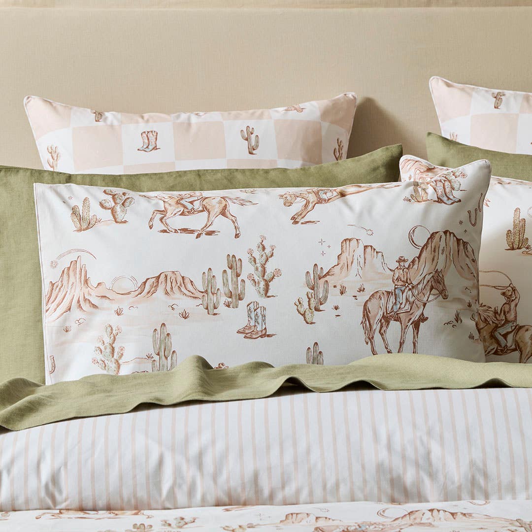 https://s3-ap-southeast-2.amazonaws.com/fusionfactory.commerceconnect.bbnt.production/pim_media/000/205/560/M_F_W26_Bedlinen_BOP_Wild_West_QQC_Pillow_SI.jpg?1765335841