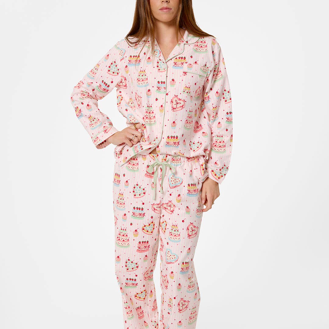 https://s3-ap-southeast-2.amazonaws.com/fusionfactory.commerceconnect.bbnt.production/pim_media/000/207/876/M_F_W26_Cakes-Flannel-PJs_SML_Pink_26843901_Detail_SI.jpg?1770009230