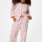 https://s3-ap-southeast-2.amazonaws.com/fusionfactory.commerceconnect.bbnt.production/pim_media/000/207/911/M_F_W26_Cherry-Dash-Flannel-PJs_LRG_Pink_26833001_Detail_SI.jpg?1770010016