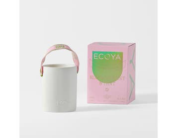 https://s3-ap-southeast-2.amazonaws.com/fusionfactory.commerceconnect.bbnt.production/pim_media/000/205/235/M_F_W26_ECOYA-Ltd-Ed-Ceramic-Candle-400g_Blackcurrant-_-Mint_26505501_SI.jpg?1765251327
