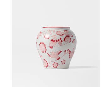 https://s3-ap-southeast-2.amazonaws.com/fusionfactory.commerceconnect.bbnt.production/pim_media/000/205/751/M_F_W26_Empress-Ceramic-Vase_Pink_26893901_SI.jpg?1765344903
