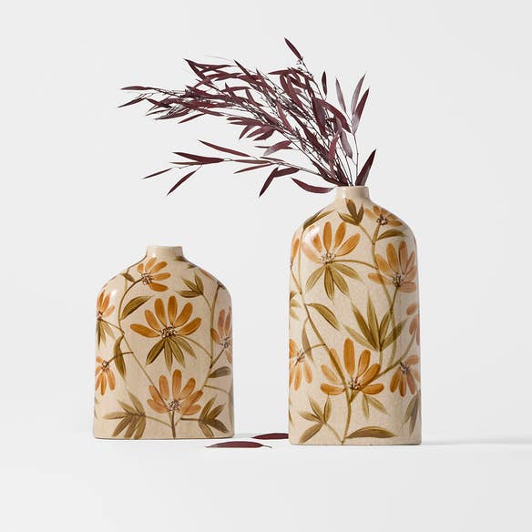 https://s3-ap-southeast-2.amazonaws.com/fusionfactory.commerceconnect.bbnt.production/pim_media/000/205/765/M_F_W26_Evergreen-Rect-Ceramic-Vase_Range_Green_26889_R_02_SI.jpg?1765345575
