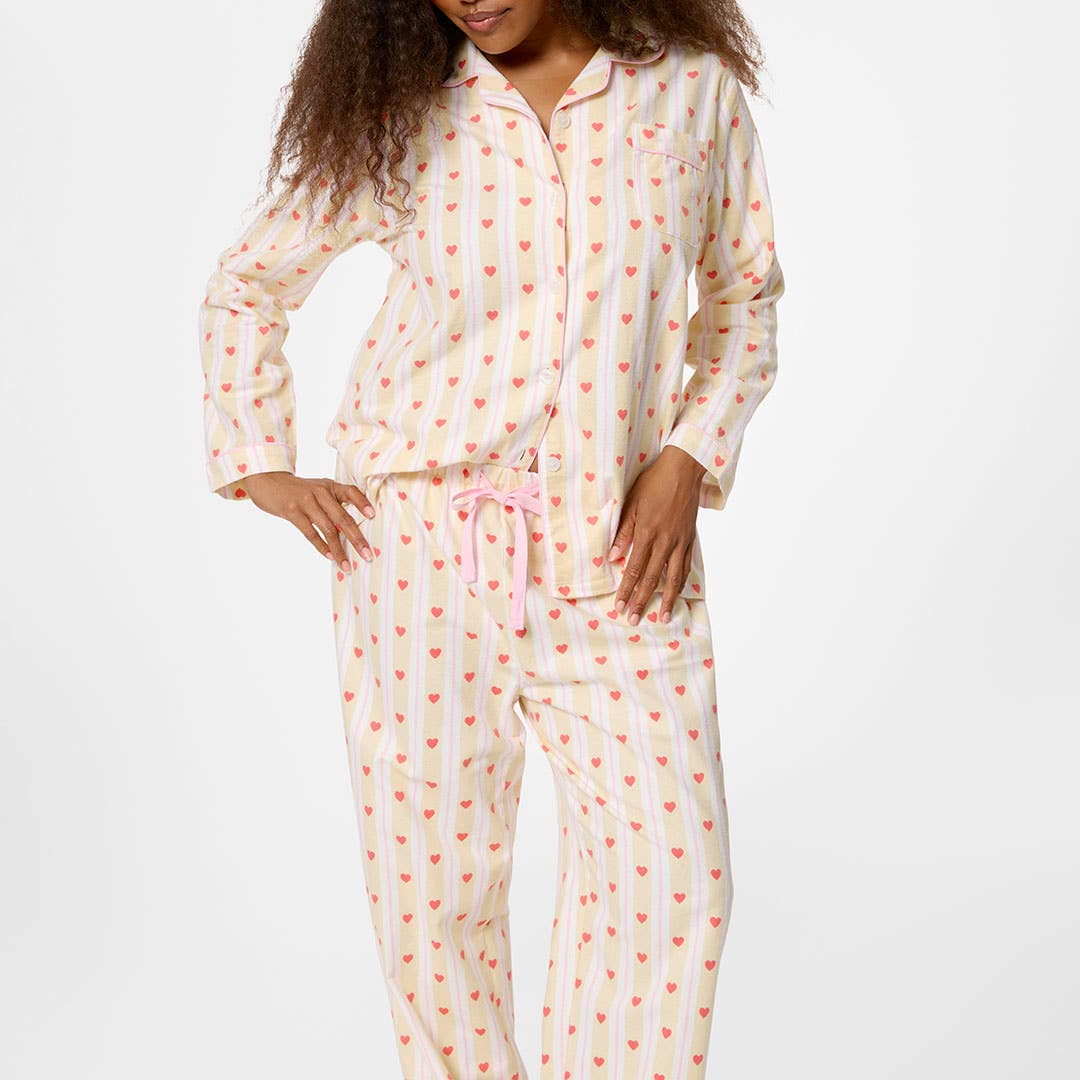 https://s3-ap-southeast-2.amazonaws.com/fusionfactory.commerceconnect.bbnt.production/pim_media/000/208/146/M_F_W26_Hearts-Flannel-PJs_LRG_Yellow-Pink_26835001_Detail_SI.jpg?1770248689