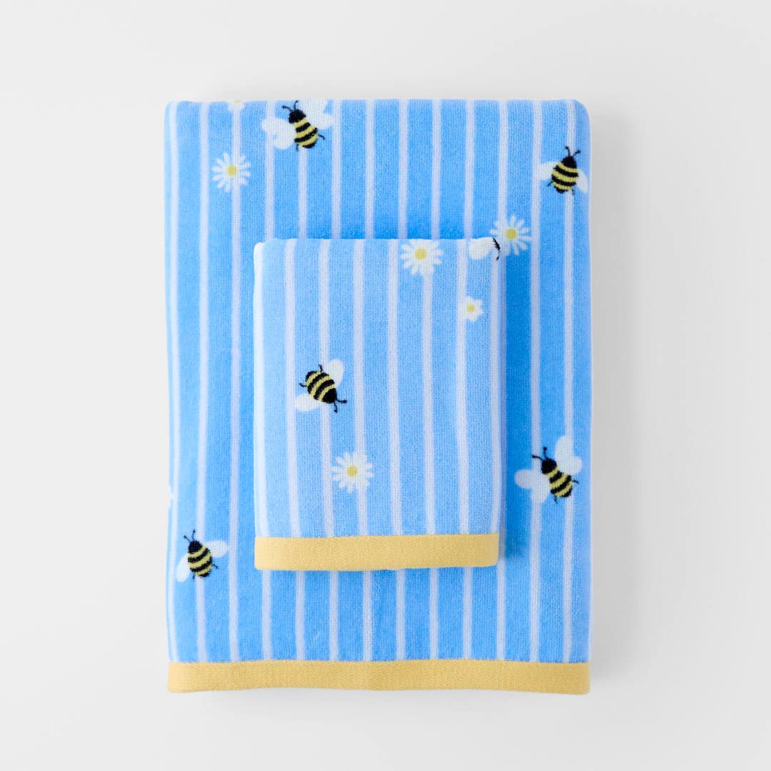 https://s3-ap-southeast-2.amazonaws.com/fusionfactory.commerceconnect.bbnt.production/pim_media/000/212/181/M_F_W26_Honey-Bee-BT-HT_Blue-Butter-Yellow_26947901_SI.jpg?1774915890