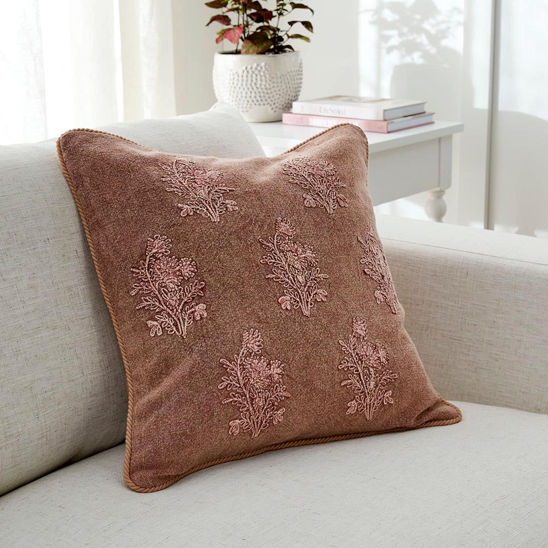 https://s3-ap-southeast-2.amazonaws.com/fusionfactory.commerceconnect.bbnt.production/pim_media/000/212/277/M_F_W26_LS_Cushions_Reeva_Ash_Rose_SI.jpg?1775007333