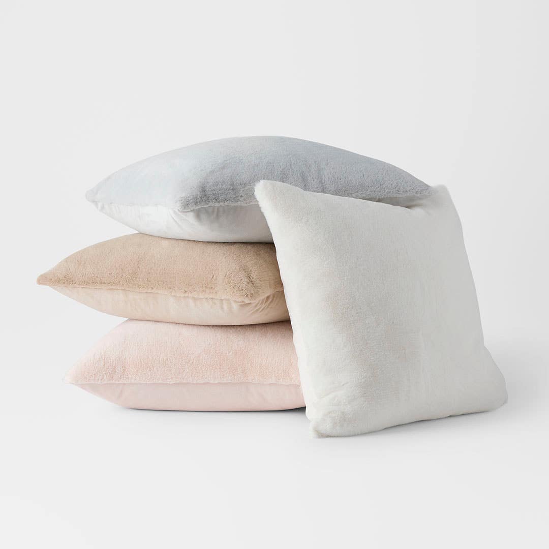 https://s3-ap-southeast-2.amazonaws.com/fusionfactory.commerceconnect.bbnt.production/pim_media/000/209/605/M_F_W26_Lumi-Fur-Cushion_Range_26890_R_SI.jpg?1770858024