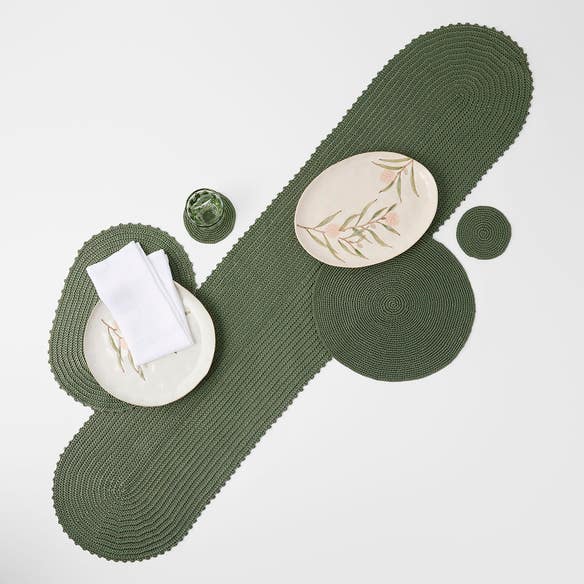 https://s3-ap-southeast-2.amazonaws.com/fusionfactory.commerceconnect.bbnt.production/pim_media/000/210/768/M_F_W26_Mendes-Napery_Range_Khaki_26929_16701_R_SI.jpg?1772683493