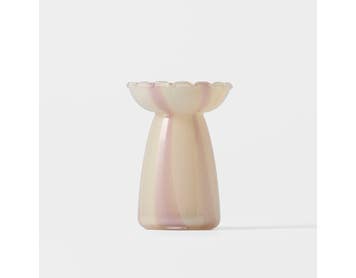https://s3-ap-southeast-2.amazonaws.com/fusionfactory.commerceconnect.bbnt.production/pim_media/000/205/913/M_F_W26_Miramar-Glass-Vase-Tall_Cream-Lilac_26922401_SI.jpg?1767065818