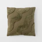 https://s3-ap-southeast-2.amazonaws.com/fusionfactory.commerceconnect.bbnt.production/pim_media/000/211/298/M_F_W26_Miyu-Tufted-Cushion_Thyme_26936202_SI.jpg?1773637987