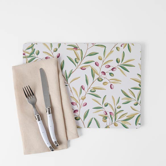https://s3-ap-southeast-2.amazonaws.com/fusionfactory.commerceconnect.bbnt.production/pim_media/000/209/032/M_F_W26_Olive-Grove-PM-S4_Olive-Ivory_26853201_SCALE_SI.jpg?1770767084
