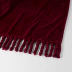 https://s3-ap-southeast-2.amazonaws.com/fusionfactory.commerceconnect.bbnt.production/pim_media/000/210/139/M_F_W26_Pia-Plush-Throw_Port_26853704_Detail-01_SI.jpg?1771465596