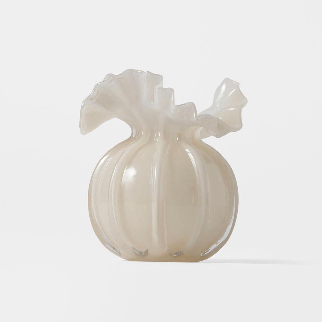 https://s3-ap-southeast-2.amazonaws.com/fusionfactory.commerceconnect.bbnt.production/pim_media/000/205/955/M_F_W26_Ruffled-Glass-Vase-Lrg_Off-White_26890101_SI.jpg?1767067735