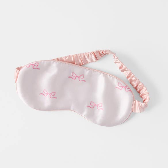 https://s3-ap-southeast-2.amazonaws.com/fusionfactory.commerceconnect.bbnt.production/pim_media/000/211/272/M_F_W26_Silk-Eyemask_Light-Pink_26942401_SI.jpg?1773633479