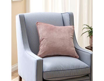 https://s3-ap-southeast-2.amazonaws.com/fusionfactory.commerceconnect.bbnt.production/pim_media/000/149/456/M_F_Margot_Velvet_Cushion_Dusty_Rose_18901720_SI.jpg?1685337616