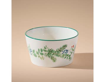 https://s3-ap-southeast-2.amazonaws.com/fusionfactory.commerceconnect.bbnt.production/pim_media/000/217/009/M_F_Xmas-26-27_CG_XMAS_DINING_Huckleberry-Bowl_27114001_SI.jpg?1783906232