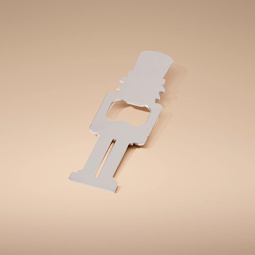 https://s3-ap-southeast-2.amazonaws.com/fusionfactory.commerceconnect.bbnt.production/pim_media/000/217/076/M_F_Xmas-26-27_CG_XMAS_DINING_Metal-Nutcracker-Bottle-Opener_27028201_SI.jpg?1783909965