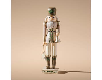 https://s3-ap-southeast-2.amazonaws.com/fusionfactory.commerceconnect.bbnt.production/pim_media/000/214/648/M_F_Xmas-26-27_HT_STAND_DECS_Nutcracker-w-Trumpet-_-Star_27115401_SI.jpg?1781501604