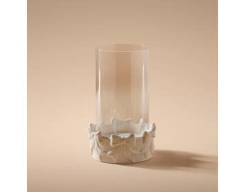 https://s3-ap-southeast-2.amazonaws.com/fusionfactory.commerceconnect.bbnt.production/pim_media/000/213/450/M_F_Xmas-26-27_LM_CANDLEHOL_Ceramic-Bow-Pillar-Candleholder_27074701_SI.jpg?1779065872