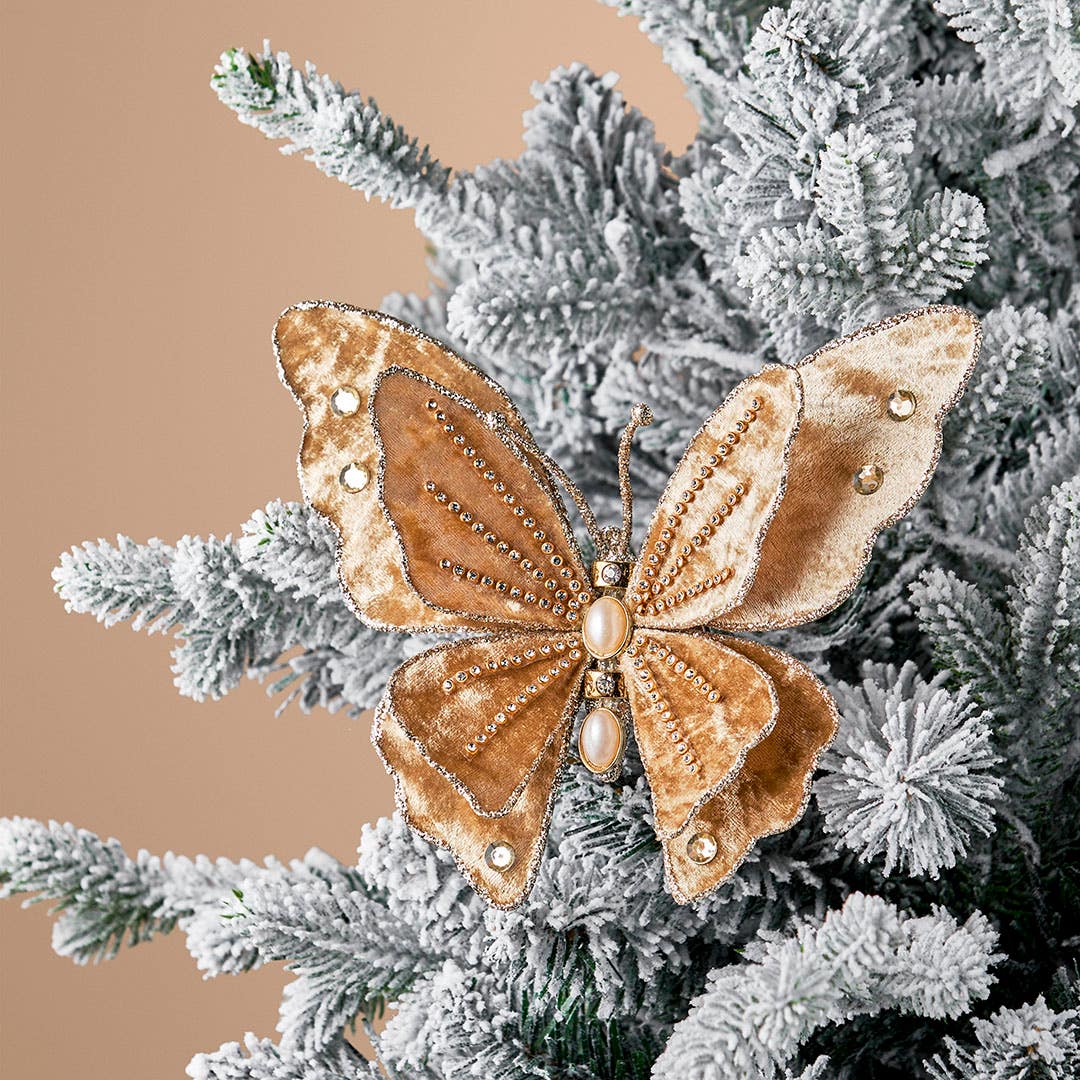 https://s3-ap-southeast-2.amazonaws.com/fusionfactory.commerceconnect.bbnt.production/pim_media/000/214/564/M_F_Xmas-26-27_LM_DECS_S4-Jewelled-Butterfly-Clip_27052301_SI.jpg?1781488410