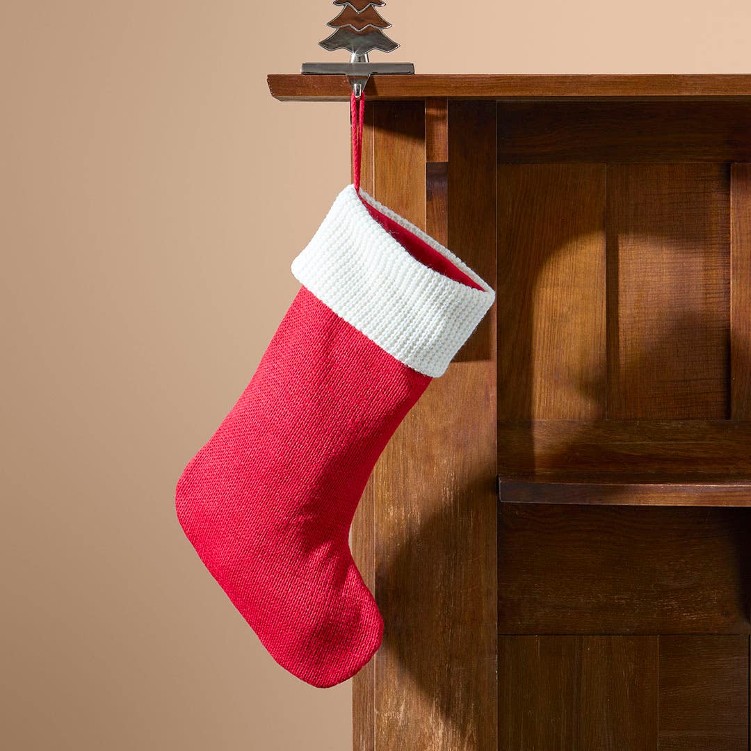 https://s3-ap-southeast-2.amazonaws.com/fusionfactory.commerceconnect.bbnt.production/pim_media/000/217/528/M_F_Xmas-26-27_MR_STOCKING_Knitted-Stocking-w-Cuff-Red-White_22089601_SI.jpg?1784182515