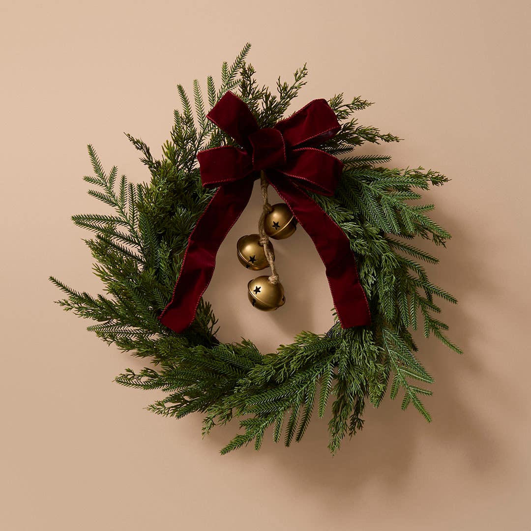 https://s3-ap-southeast-2.amazonaws.com/fusionfactory.commerceconnect.bbnt.production/pim_media/000/217/546/M_F_Xmas-26-27_MR_WREATH_Pine-Wreath-w-Velvet-Bow-_-Bells-Olive-Green_22618401_SI.jpg?1784184143