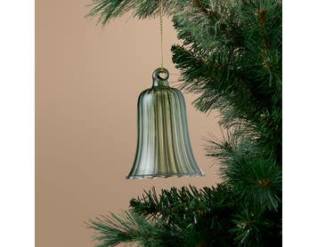 https://s3-ap-southeast-2.amazonaws.com/fusionfactory.commerceconnect.bbnt.production/pim_media/000/216/791/M_F_Xmas-26-27_S4_HT_DECS_Glass-Ribbed-Bell_Green_27068801_SI.jpg?1783653470