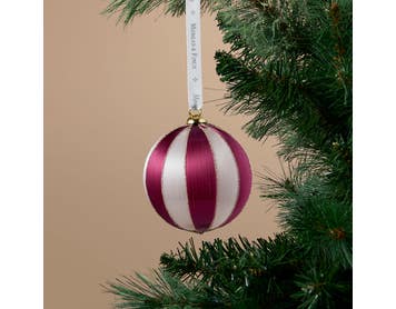 https://s3-ap-southeast-2.amazonaws.com/fusionfactory.commerceconnect.bbnt.production/pim_media/000/216/849/M_F_Xmas-26-27_S4_HT_DECS_Satin-Wrapped-Stripe-Ball_27086001_SI.jpg?1783661462